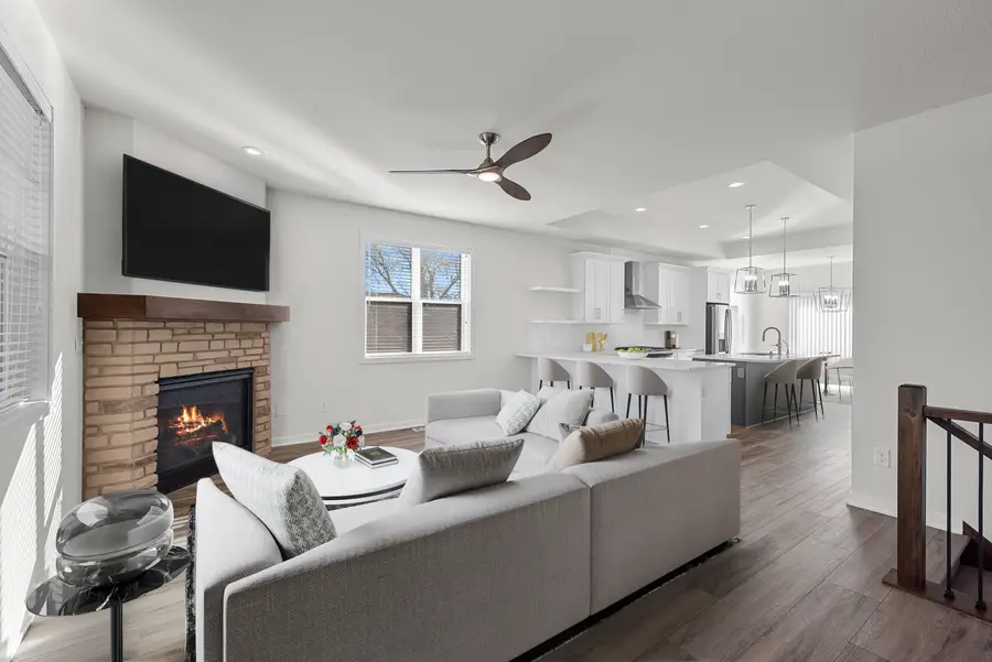 10915 W Wisconsin Ave, Wauwatosa, WI 53226 - Image #2