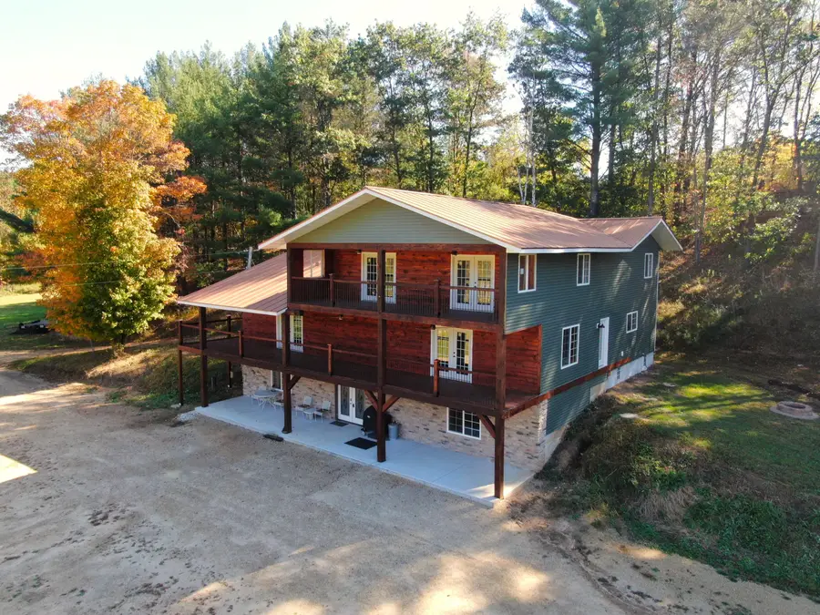 26378 Drake Ln, Henrietta, WI 53924 - Image #3