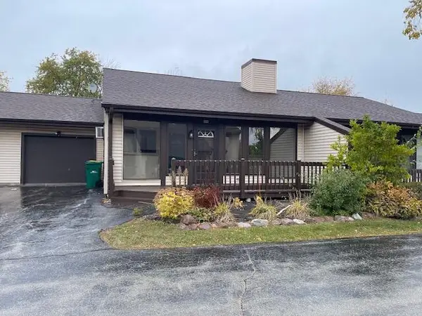 208 E Drexel Ave, Oak Creek, WI 53154