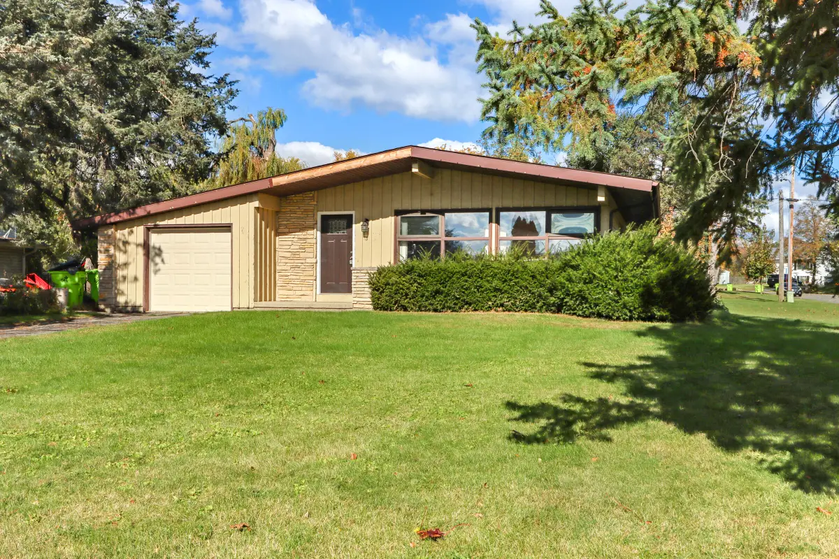 115 Franklin St, Delavan, WI 53115 - #1