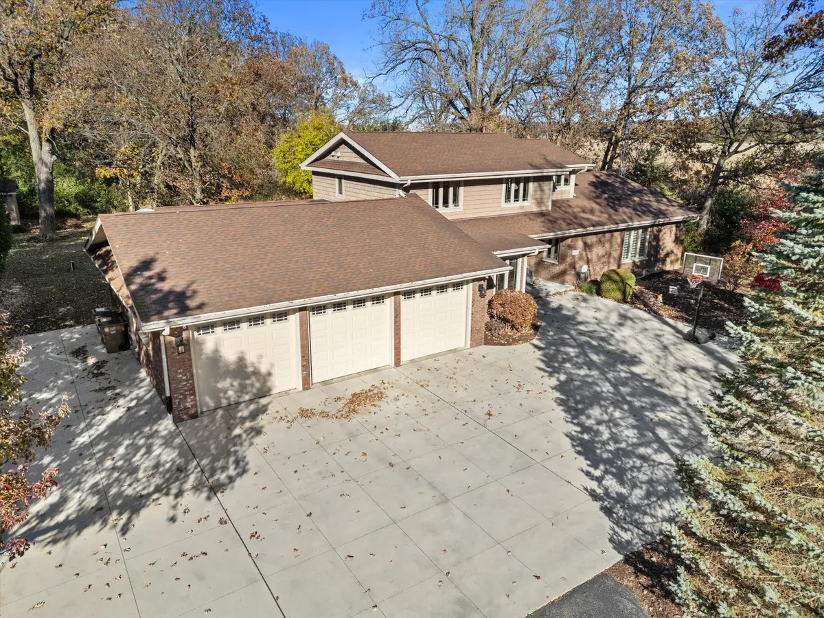 8400 122nd St, Pleasant Prairie, WI 53158 - Image #1