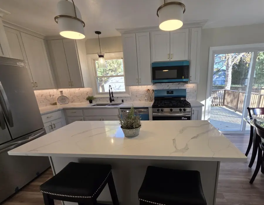 708 Pleasantwood Dr, Kewaskum, WI 53040 - Image #3