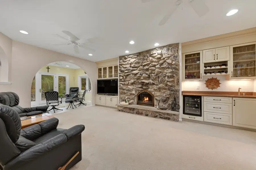 3285 Old Lantern Dr, Brookfield, WI 53005 - Image #2