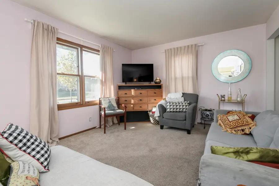 1337 Camden Way, Waukesha, WI 53186 - Image #3