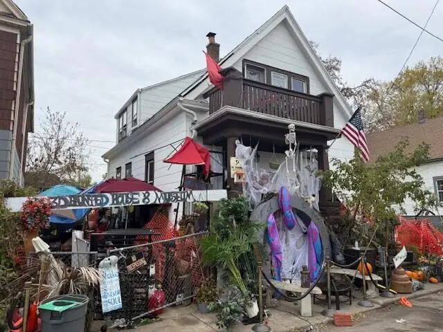 1309 W Cottage Pl, Milwaukee, WI 53206 - Image #1