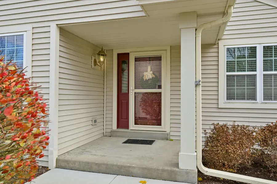 N57W24116 N Sycamore Cir, Sussex, WI 53089 - Image #2