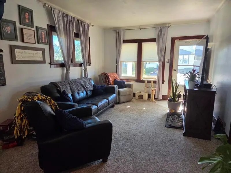 1346 Lenz Ct, Sheboygan, WI 53083 - Image #2