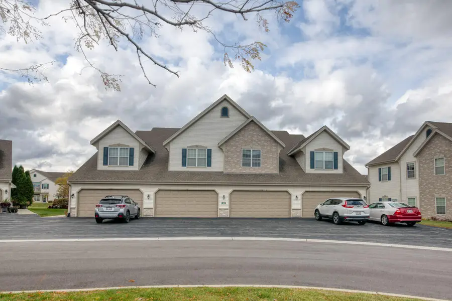 1106 Stratford Ct, Mount Pleasant, WI 53406 - Image #3