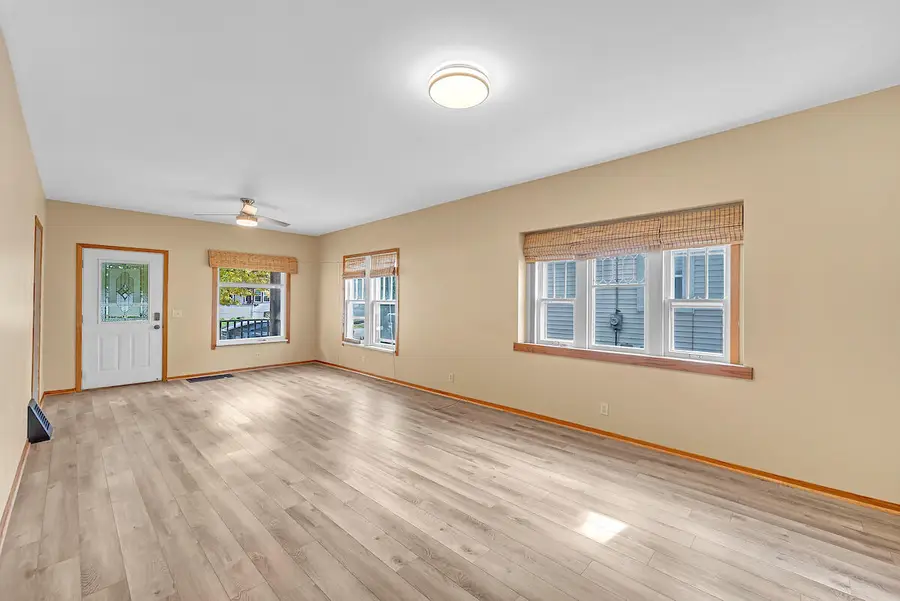 1718 Flett Ave, Racine, WI 53405 - Image #2