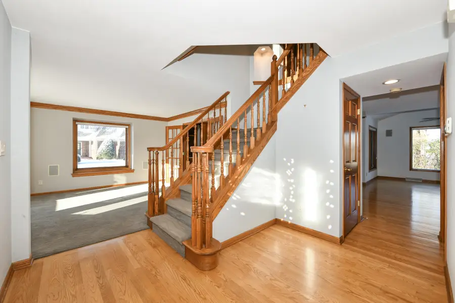 5700 Woodland Hills Dr, Mount Pleasant, WI 53406 - Image #3