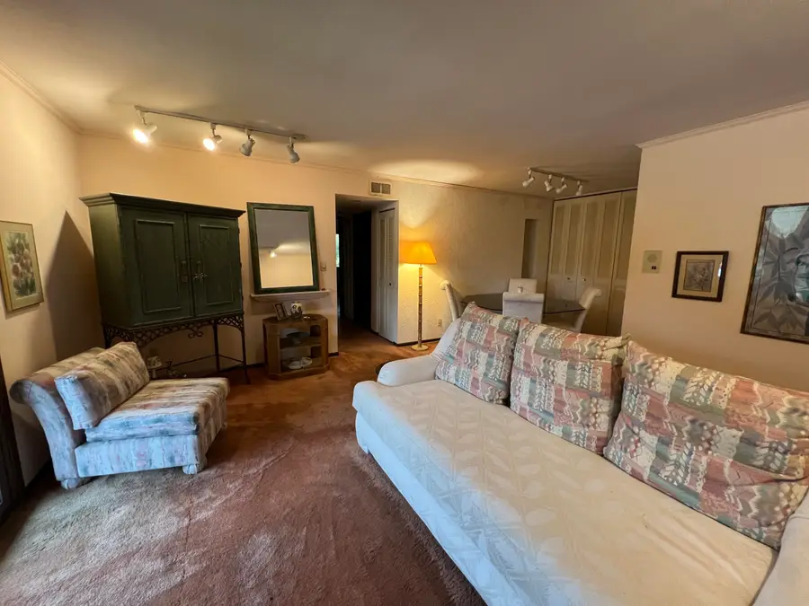 3619 St Andrews Ct, Racine, WI 53405 - Image #3