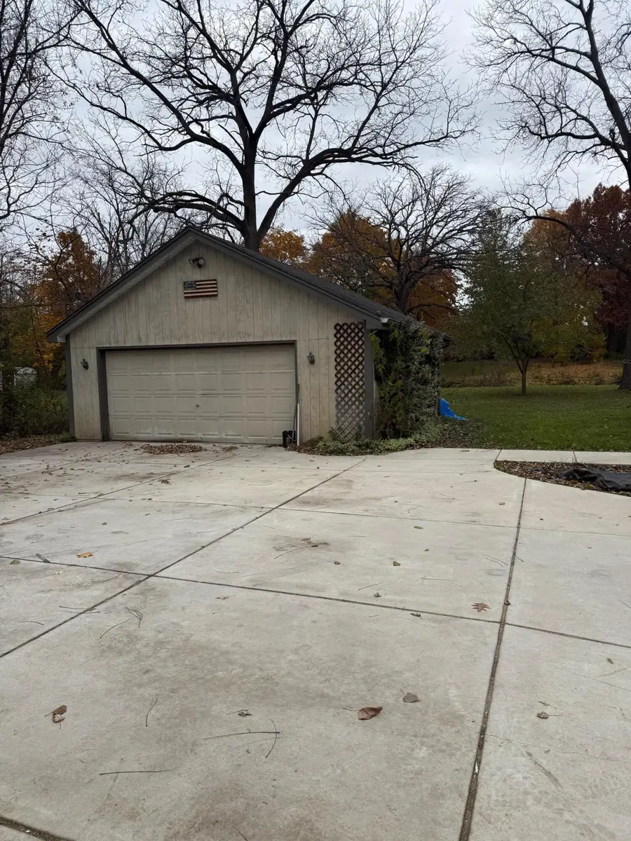 S65W18422 Ruby Dr, Muskego, WI 53150 - Image #3