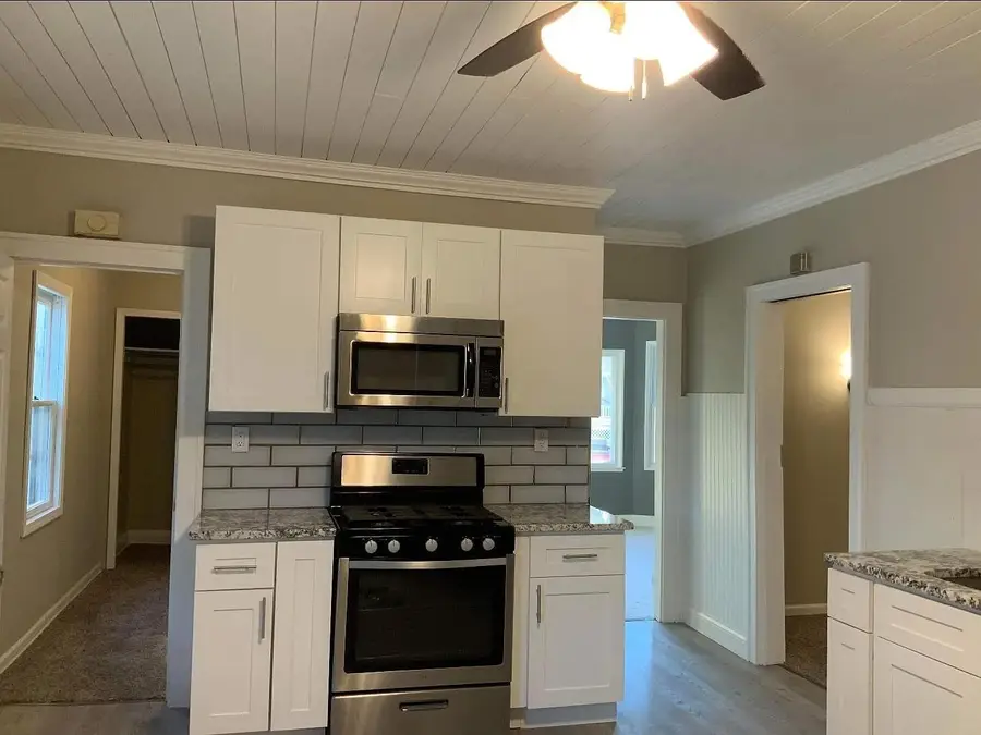 3766 E Edgerton Ave, Cudahy, WI 53110 - Image #2