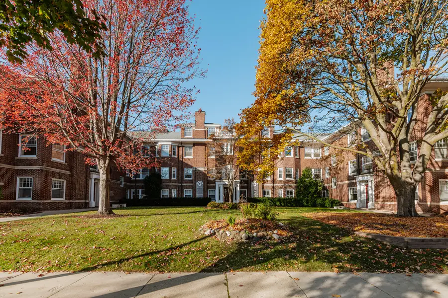 3123 N Marietta Ave, Milwaukee, WI 53211 - Image #3