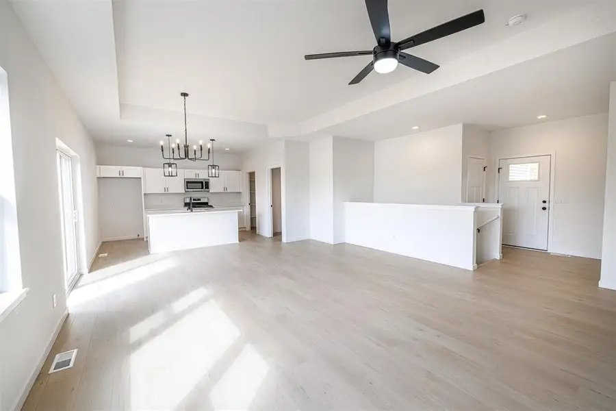 600 Sycamore Pl, Theresa, WI 53091 - Image #3