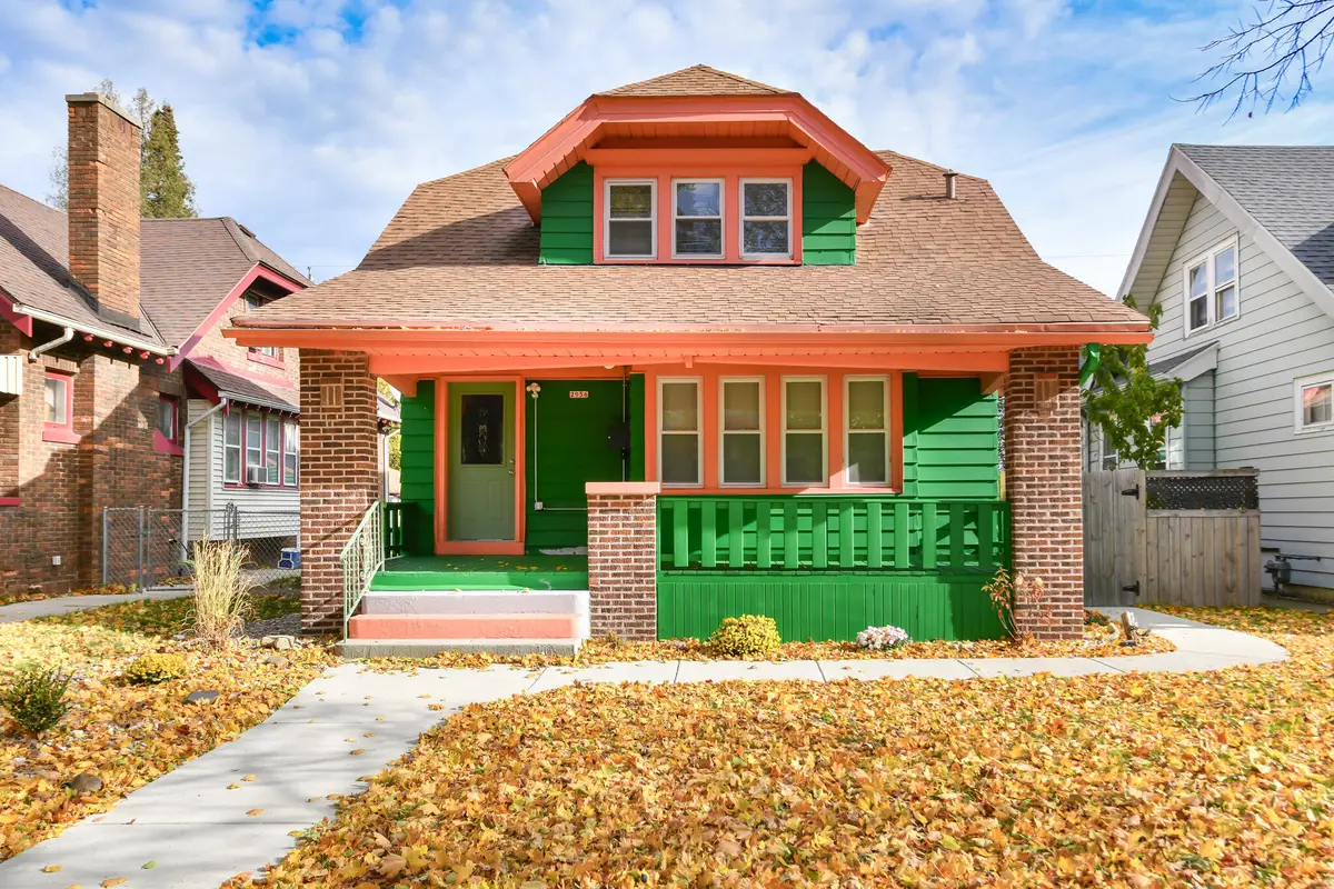 2956 N 39th St, Milwaukee, WI 53210 - Image #1