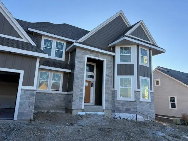 1350 Mohican Trl, Waukesha, WI 53189 - Image #3