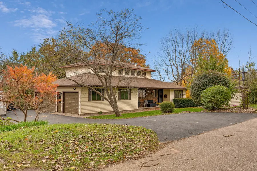 16648 S Main St, Galesville, WI 54630 - Image #2