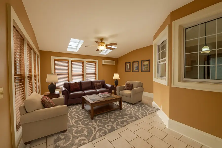 809 Richards Ave, Watertown, WI 53094 - Image #3