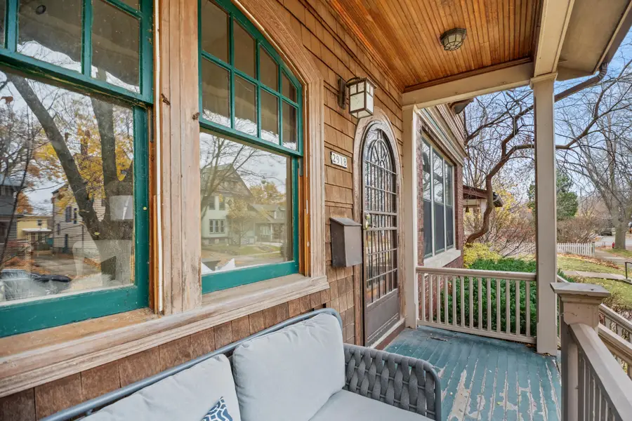 2918 N Hackett Ave, Milwaukee, WI 53211 - Image #2