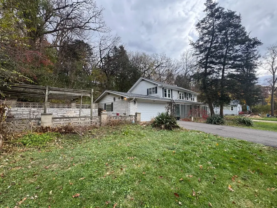 7741 Big Pine Ln, Burlington, WI 53105 - Image #2