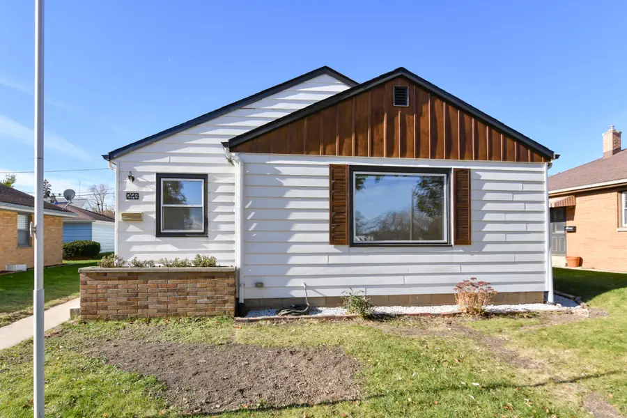 2643 S 63rd St, Milwaukee, WI 53219 - Image #2