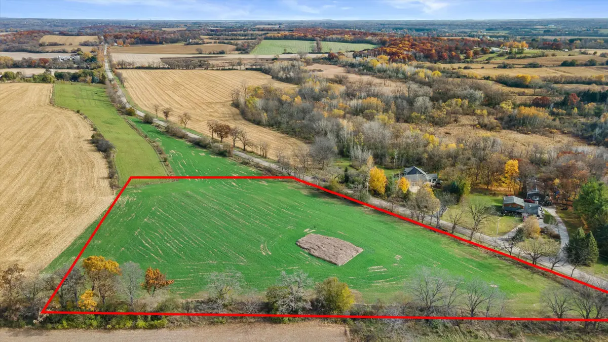 Lt1 Maple Ave, Vernon, WI 53149 - Image #1