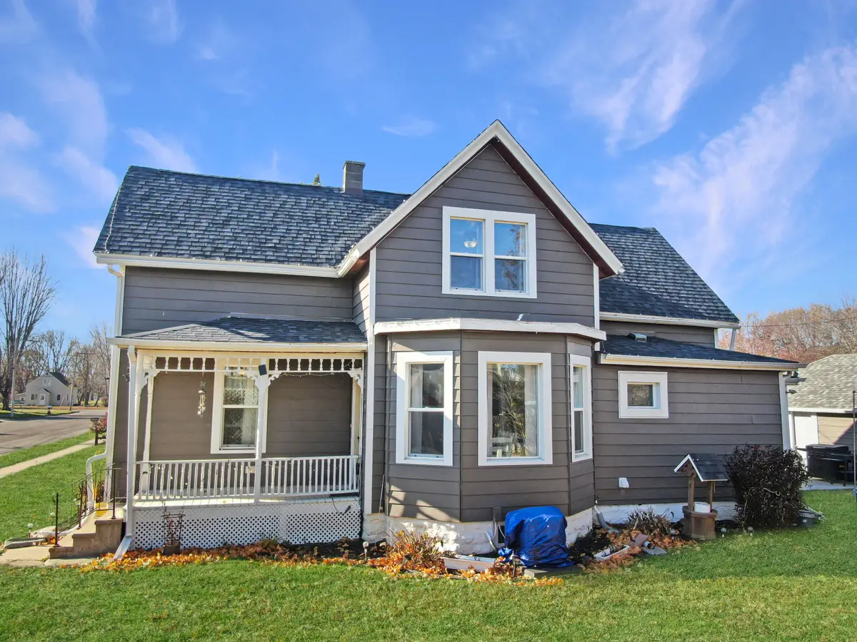 524 Hamilton St W, West Salem, WI 54669 - Image #1