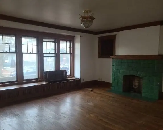 2377 N 44th St, Milwaukee, WI 53210 - Image #2