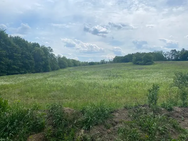 Lt3 Teut S Rd, Burlington, WI 53105