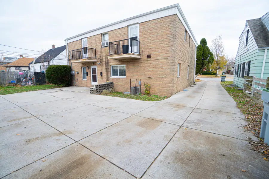5227 N 60th St, Milwaukee, WI 53218 - Image #2
