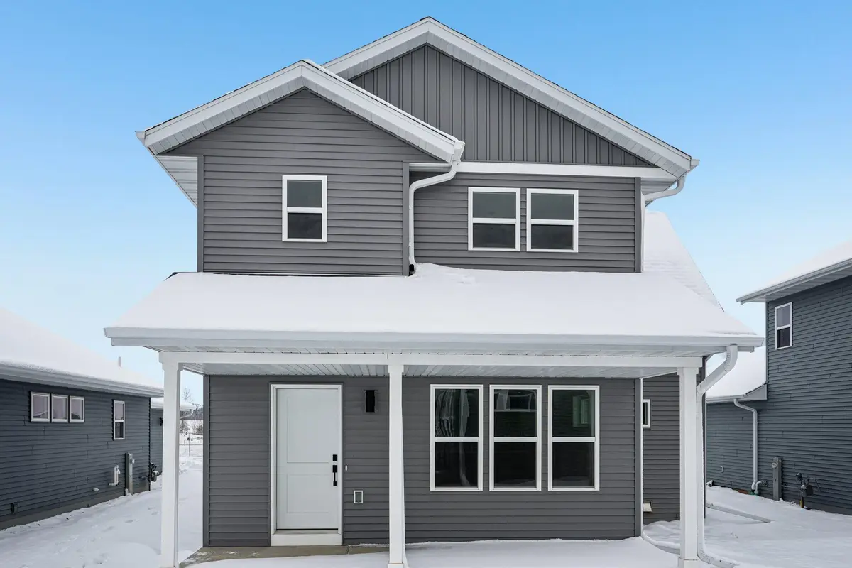 1055 Fairway Ct, Sheboygan Falls, WI 53085 - Image #1