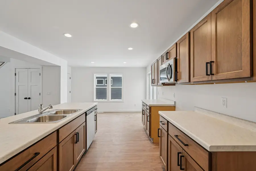 1055 Fairway Ct, Sheboygan Falls, WI 53085 - Image #3