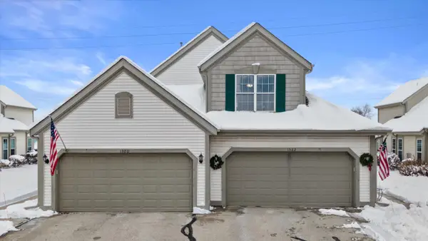 1522 Roxbury Way, Waukesha, WI 53186