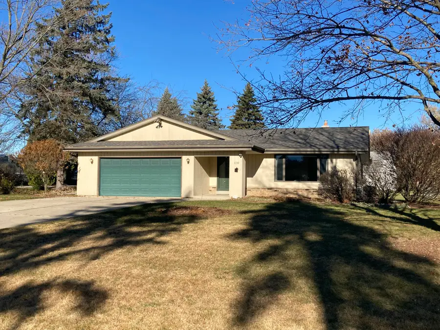 4780 W Donges Ln, Brown Deer, WI 53223 - Image #2