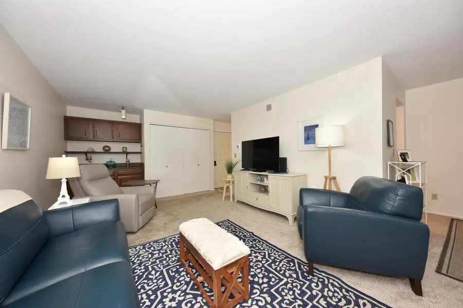 12990 W Bluemound Rd, Elm Grove, WI 53122 - Image #2