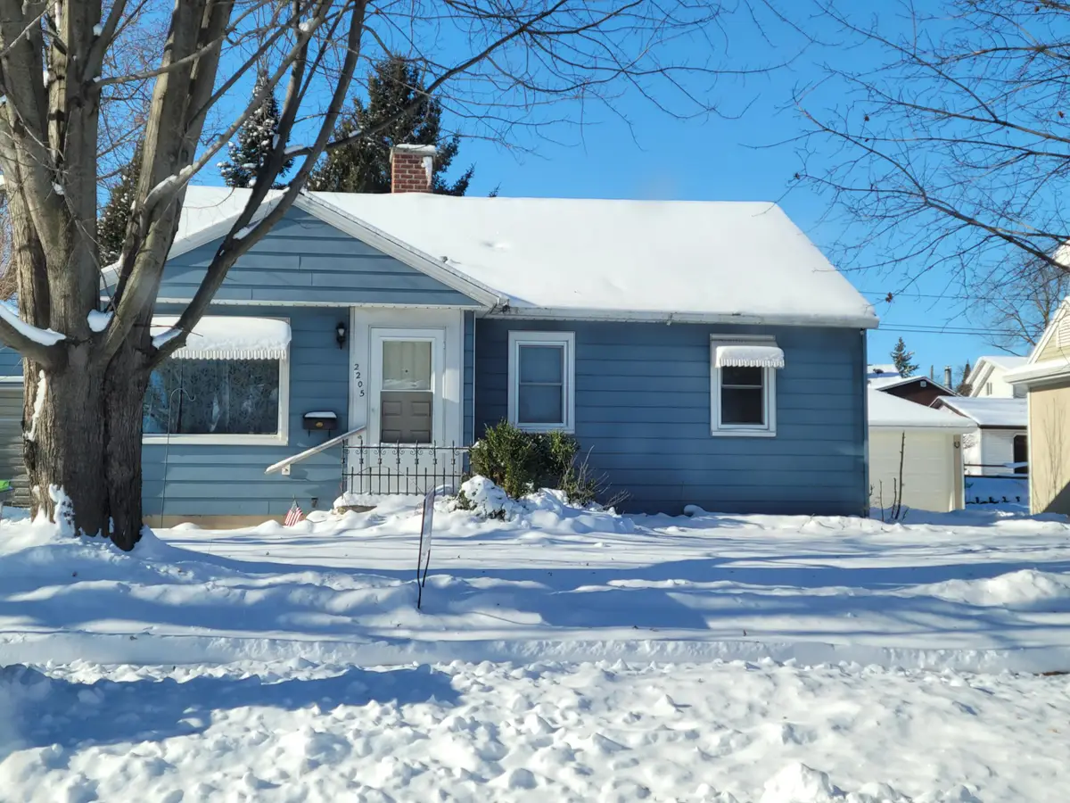 2205 Van Buren St, New Holstein, WI 53061 - Image #1