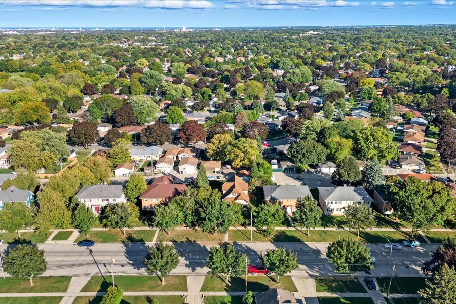 3320 S 92nd St, Milwaukee, WI 53227 - Image #3