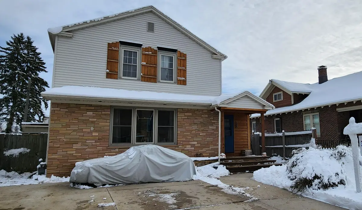 230 Giddings Ave, Sheboygan Falls, WI 53085 - Image #1