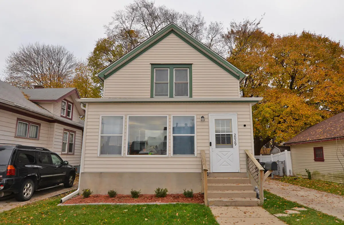 2029 Summit Ave, Racine, WI 53404 - Image #1