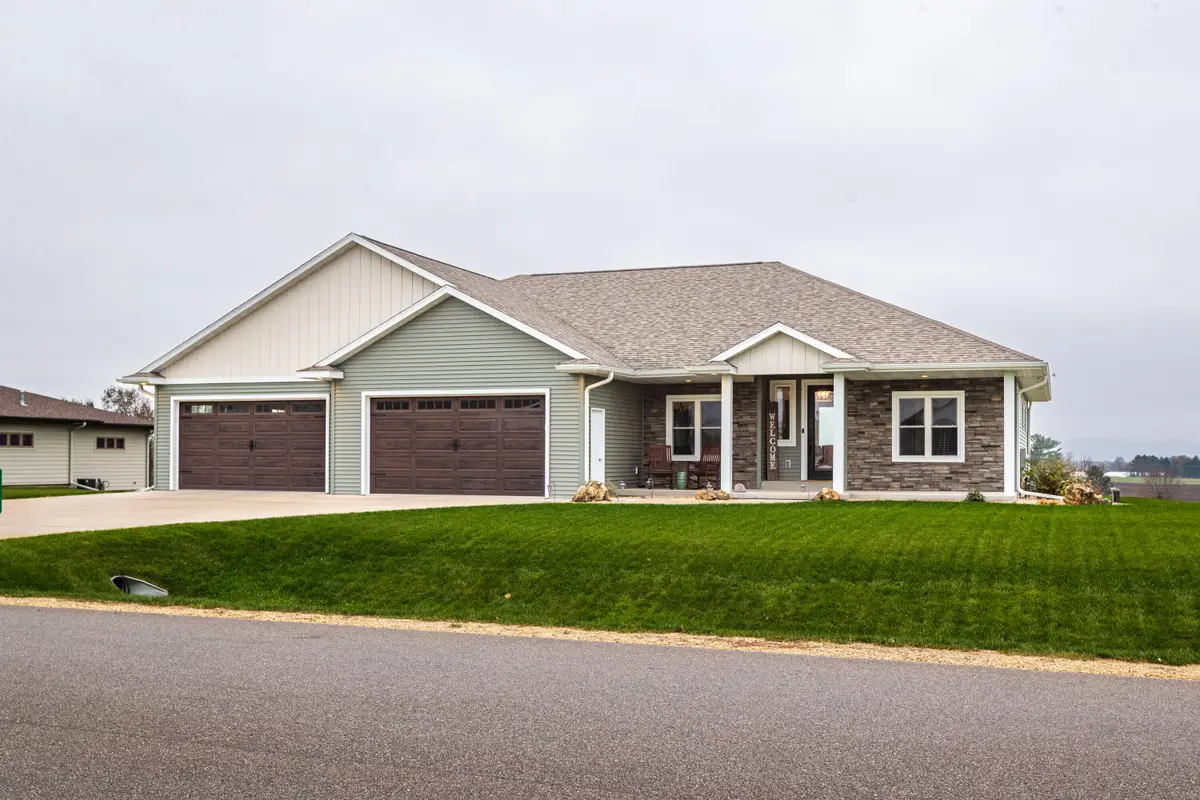 N6817 Sand Prairie Ct, Holland, WI 54636 - Image #1