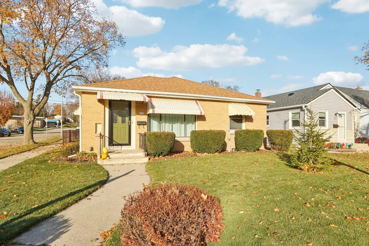 8734 W Becher St, West Allis, WI 53227 - #1