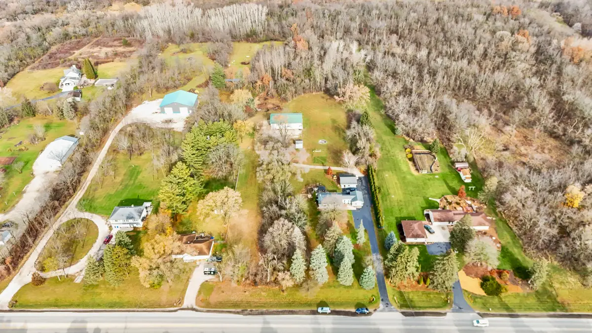 N52W24270 Lisbon Rd, Sussex, WI 53089 - Image #1