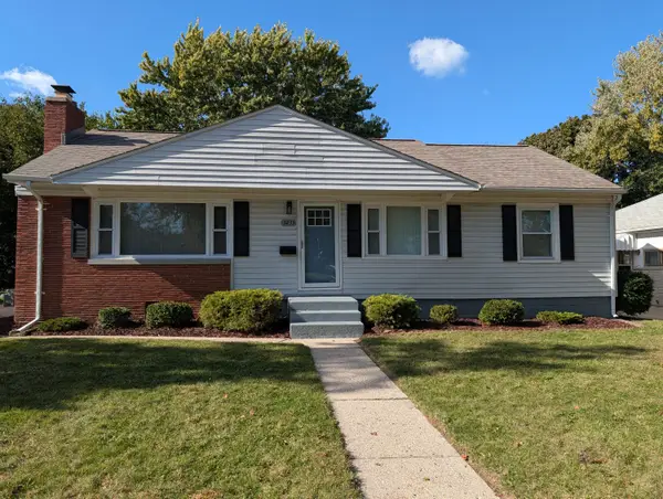 3233 S 55th St, Milwaukee, WI 53219