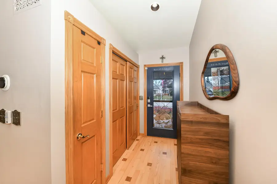 1605 Sherman Ave, South Milwaukee, WI 53172 - Image #3