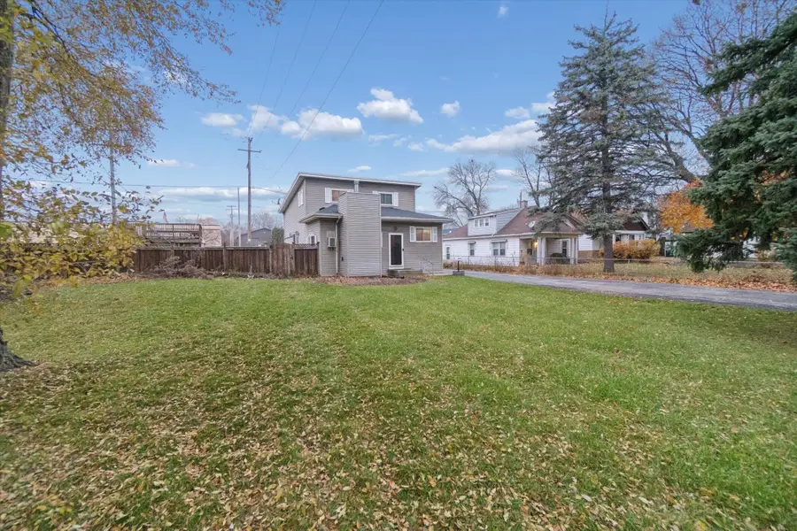 1663 S 100th St, West Allis, WI 53214 - Image #2