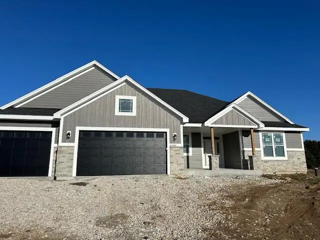 N59W25898 Amberwood Ct, Lisbon, WI 53089 - Image #1