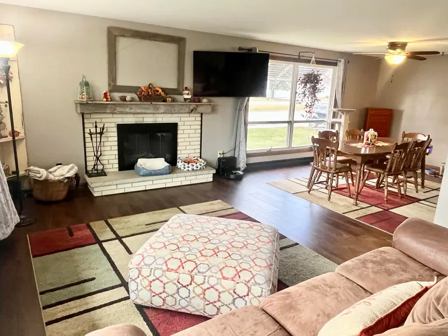 2734 33rd St, Two Rivers, WI 54241 - Image #2