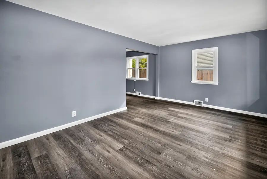 2220 W Neil Pl, Milwaukee, WI 53209 - Image #3