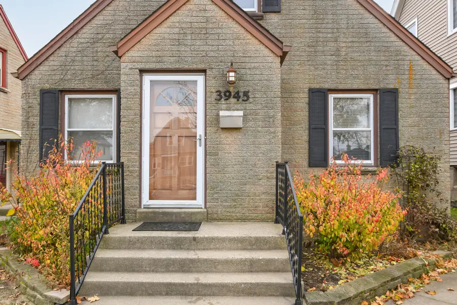 3945 E Layton Ave, Cudahy, WI 53110 - Image #2